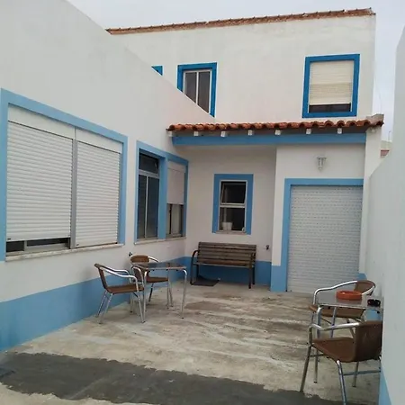 Quartos Madeira Pensión